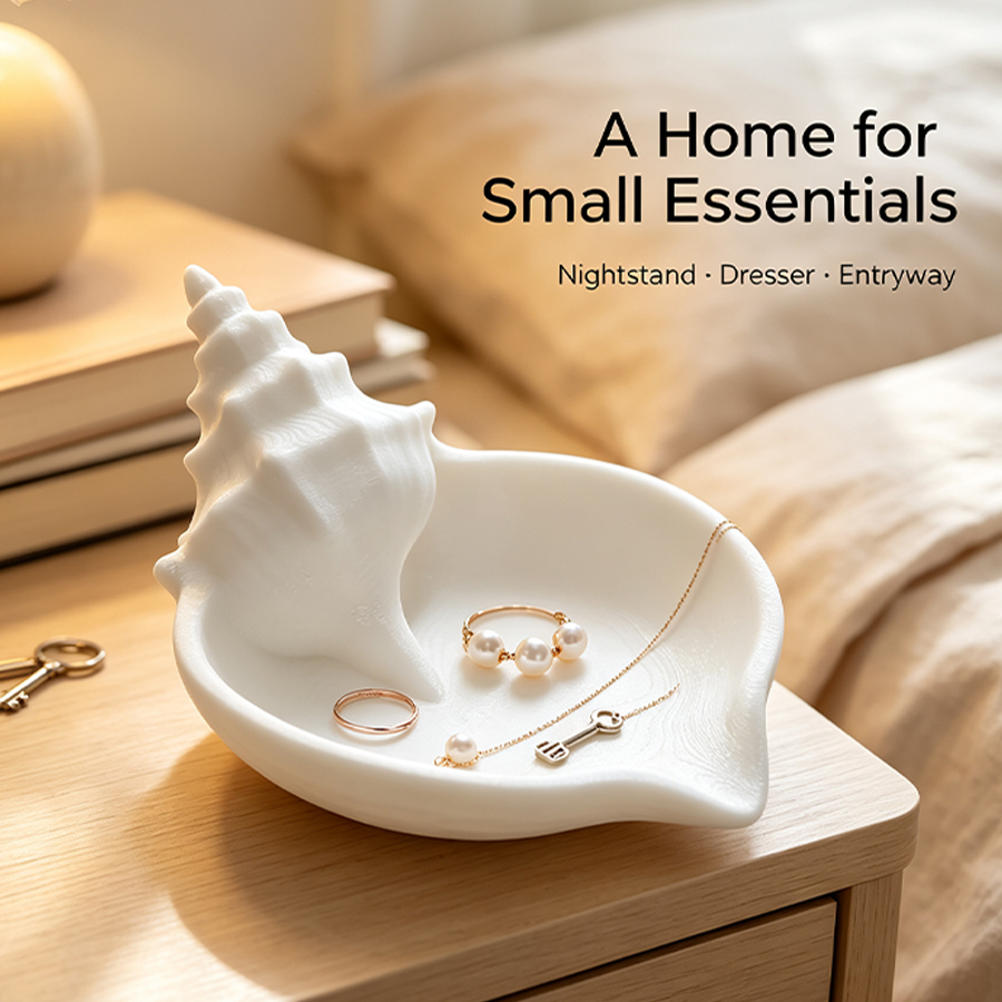 Home Essentials Bathroom Storage - 北欧スタイルのマットホワイトの貝殻型ジュエリートレイ、航海スタイルのクリエイティブな貝殻型収納トレイ、ジュエリーディッシュ、指輪、イヤリング、ネックレスの収納とディスプレイスタンド、滑らかで柔らかいマット表面、ドレッシングテーブル、ベッドサイドテーブル、玄関テーブルトップの小物収納トレイ、モダンでミニマルなエレガントな装飾、小さなトレイ、バスルームカウンターの雑貨収納ディッシュ、ホームルームの装飾品、女性へのクリエイティブな誕生日プレゼント、絶妙なお土産、トレンディな家庭必需品