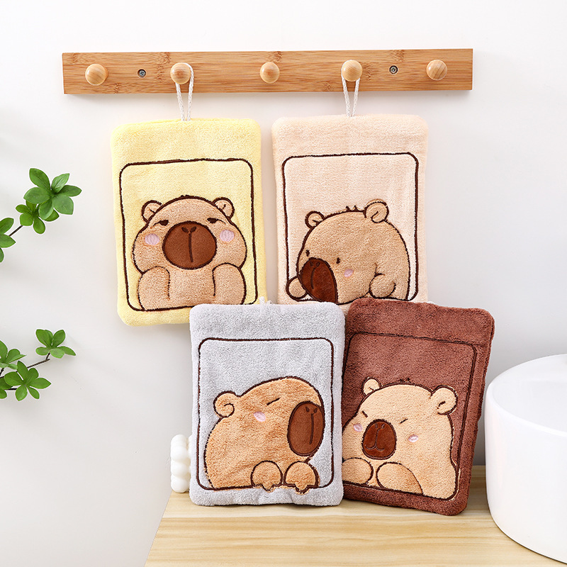 かわいいカピバラの柄がプリントされた、吊り下げ式の速乾性ハン - Home Bathroom Cleaning のレビューと価格