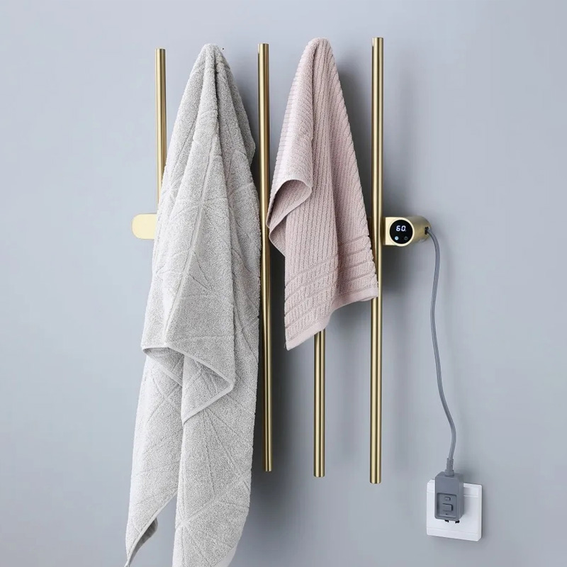 ブラッシュドゴールド縦型電気タオルラック 温度・時間制御機能 - Towel Warmer Electric のレビューと価格